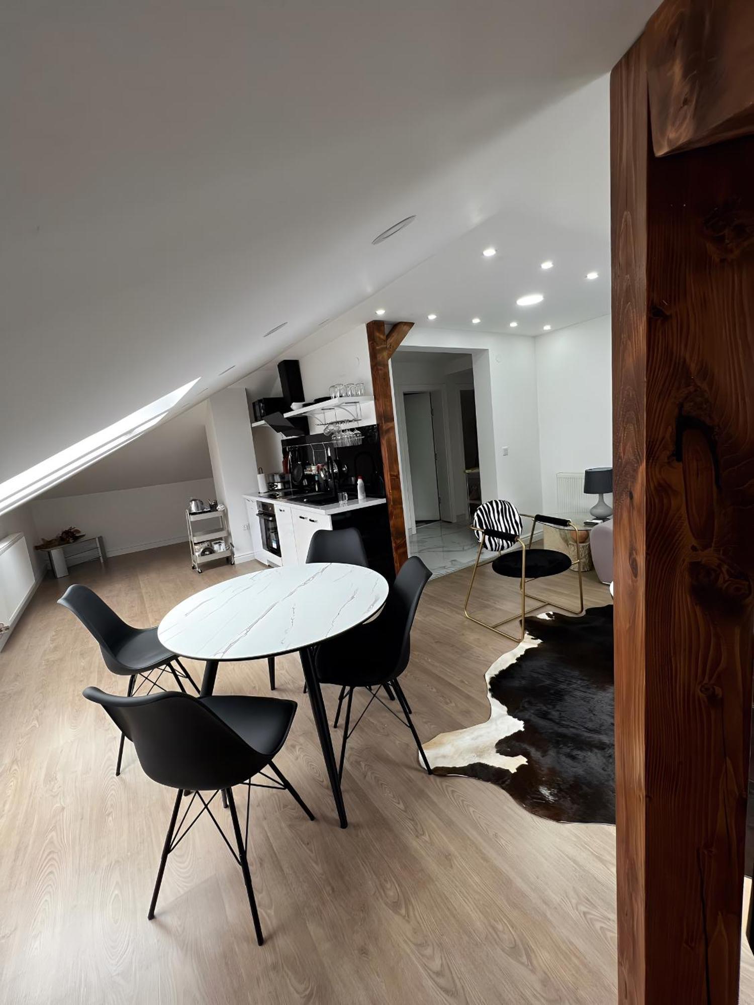 No1 Lux Apartment In Heart Of SJJ Exterior photo